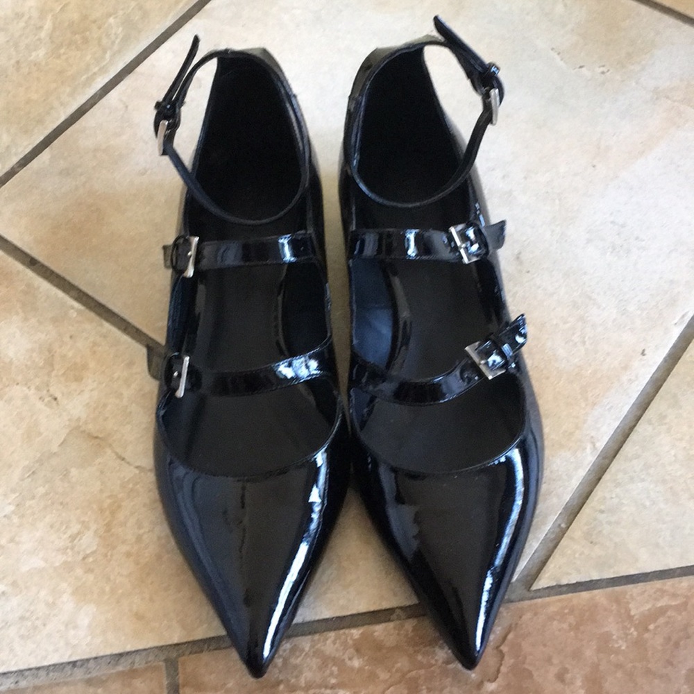Again and Again Flat Pointy flats sz 8